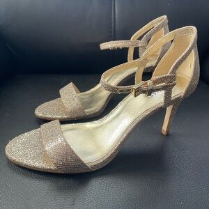Michael Kors Simone metallic sandal gold glitter finish prom dance open to 6 1/2